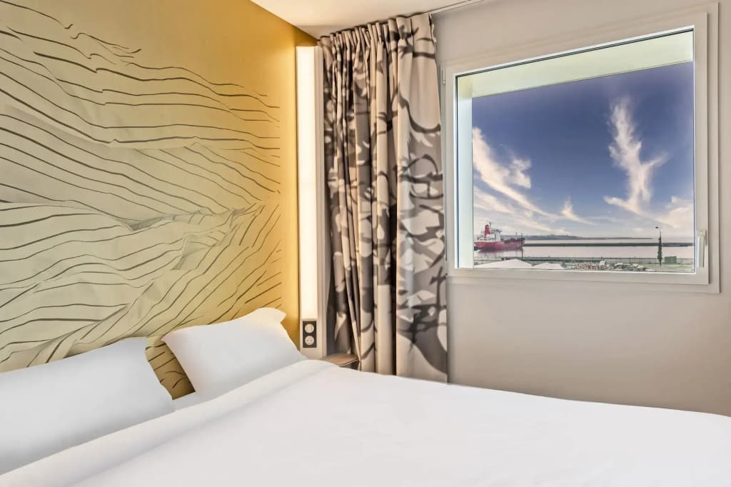 B&B HOTEL Brest Centre Port De Commerce - Photo 3