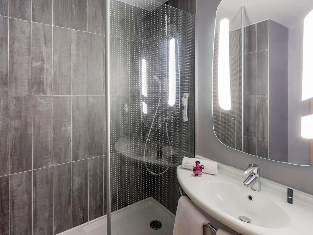 ibis Bourges - Miniature 7