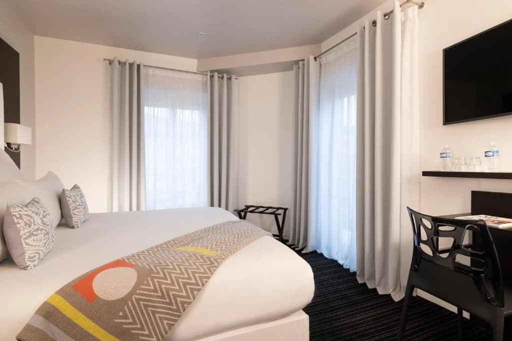 Hotel 64 Nice - Photo 4