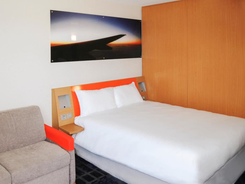 ibis Styles Marseille Provence Aéroport - Miniature 7