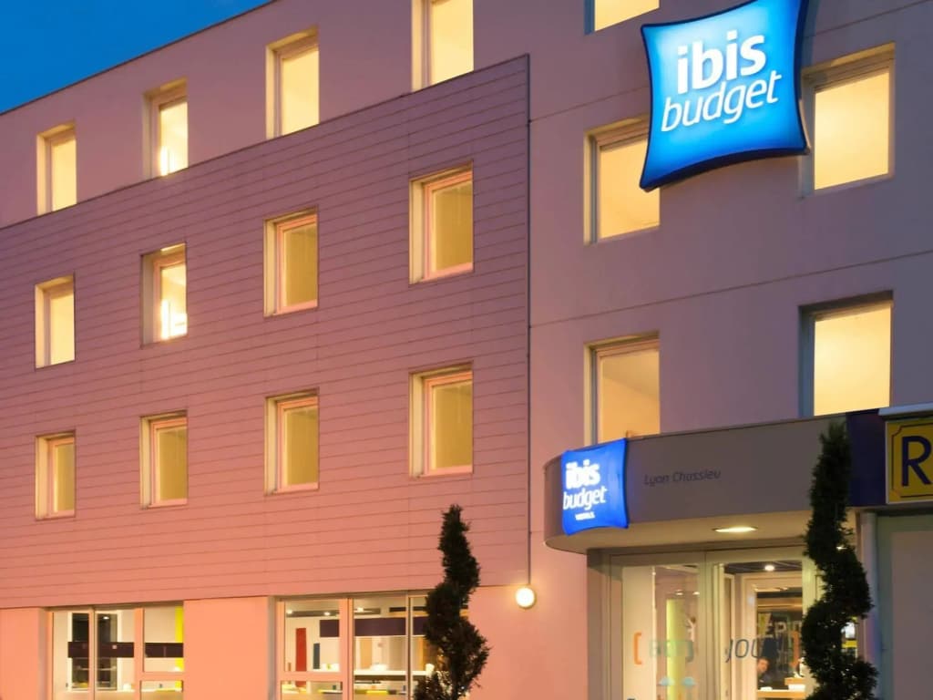 ibis Budget Lyon Eurexpo Chassieu - Photo 1