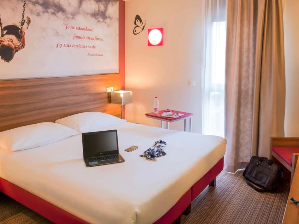 ibis Styles Castres - Photo 3