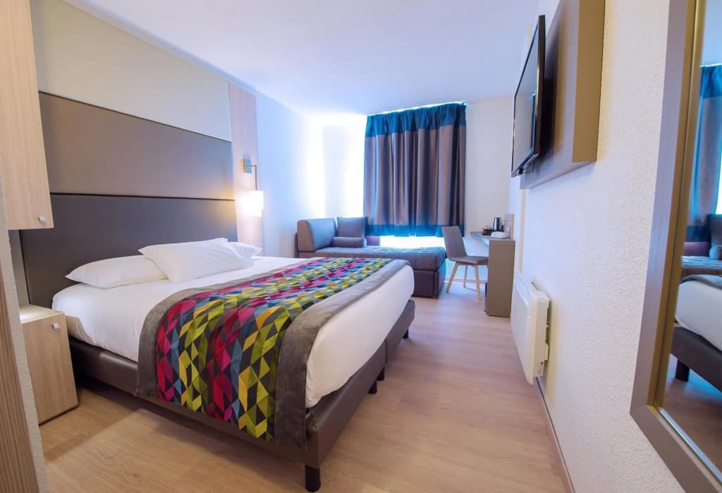 ibis Styles Saint-Quentin - Miniature 6
