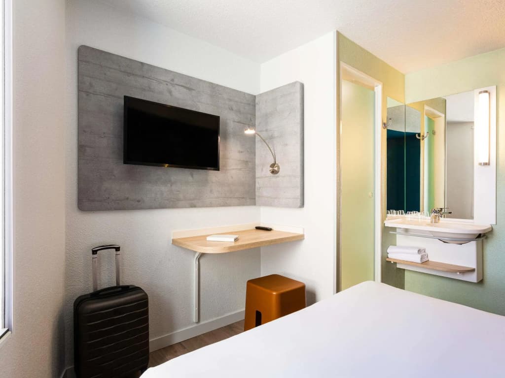 ibis budget Bordeaux Centre Gare Saint Jean - Miniature 8