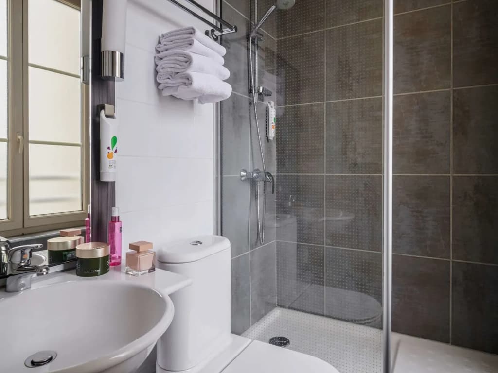 ibis Styles Nantes Centre Place Graslin - Miniature 7