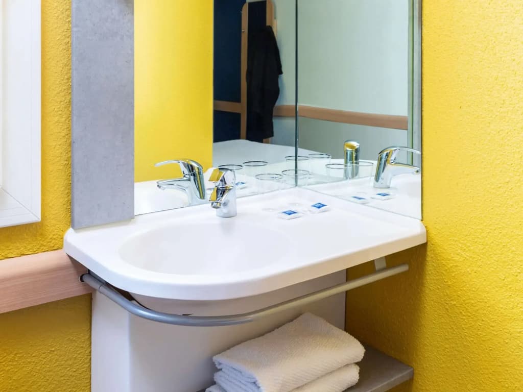 ibis budget Paris Porte de Vincennes - Miniature 7