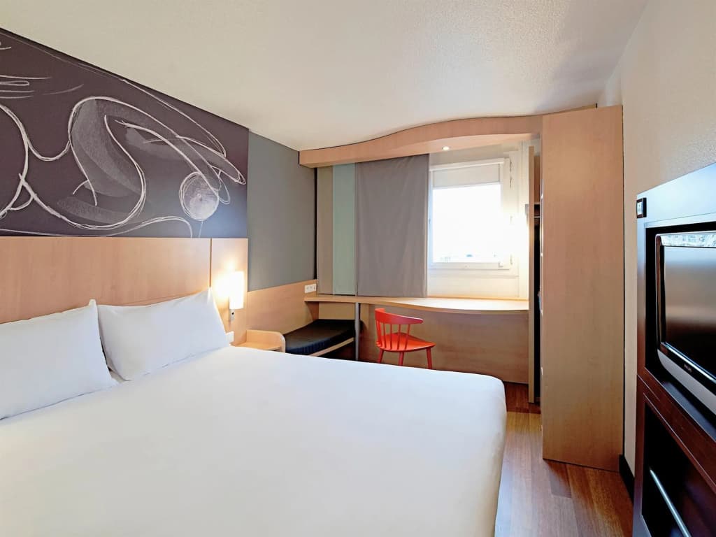 ibis Paris Vaugirard Porte de Versaille - Photo 2