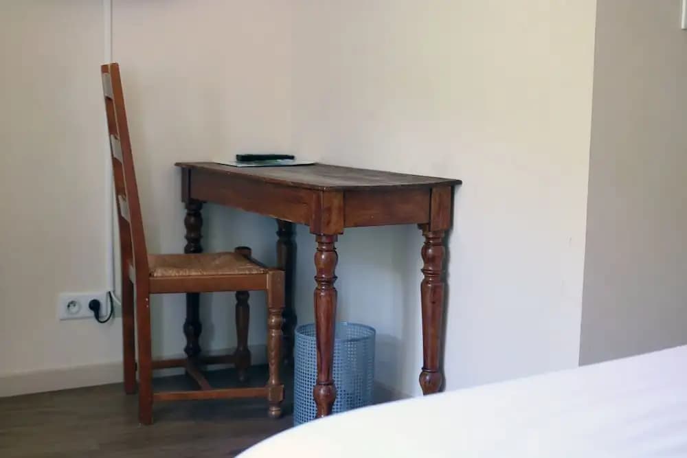 Hôtel Le Prieuré - Photo 4