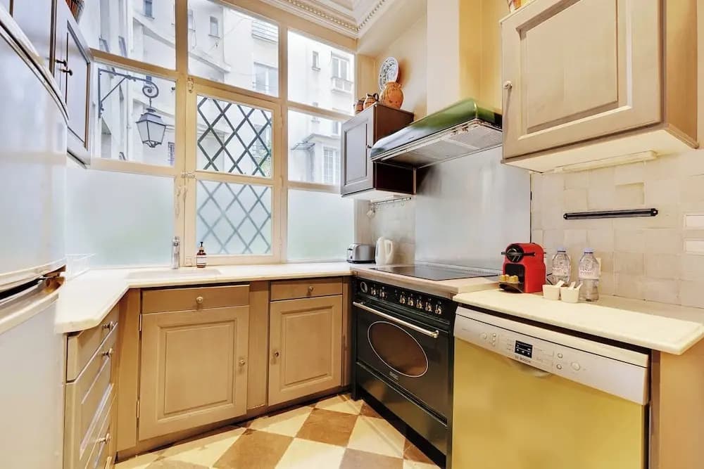 Historic Elegance in the Heart of Marais - 6p/2br - Miniature 8