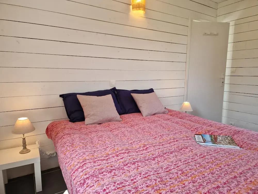 Comfortable Holiday Home on Large Garden Plot in Locquirec - Miniature 4