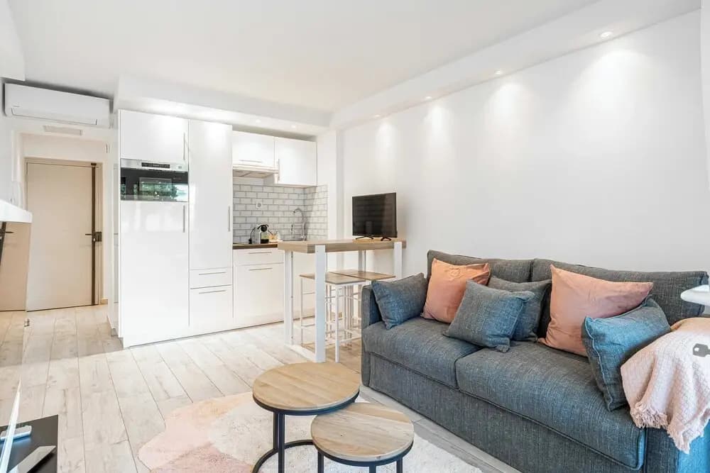 Renovated apt With Parking & Terrace - Palm Beach - Miniature 7