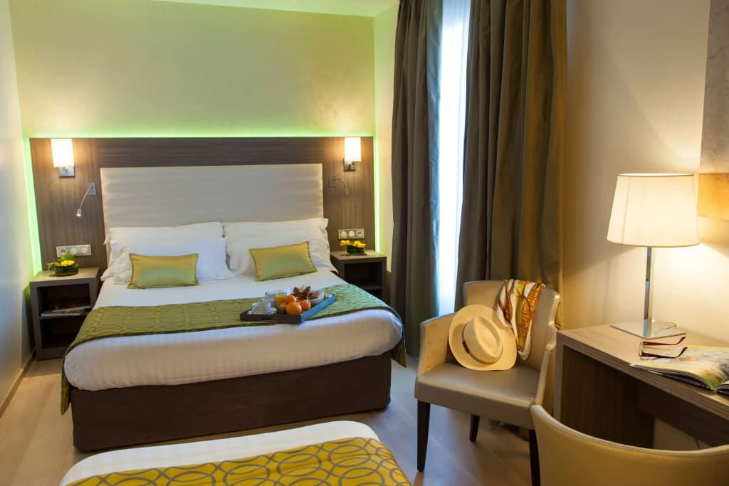 Best Western Plus Hotel Carlton - Photo 3