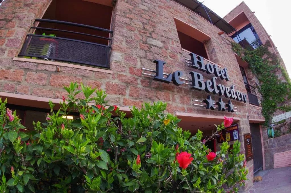 Hôtel & Restaurant Le Belvédère - Photo 1
