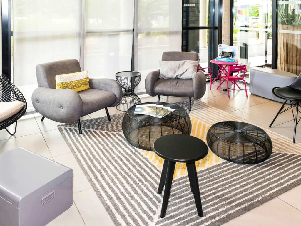 ibis Styles Toulouse Cite Espace - Miniature 7