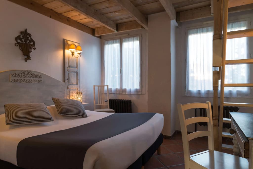 The Originals Boutique, Clair Hôtel, Martigues - Photo 2