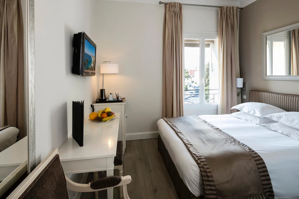 Hôtel Suisse - Photo 4