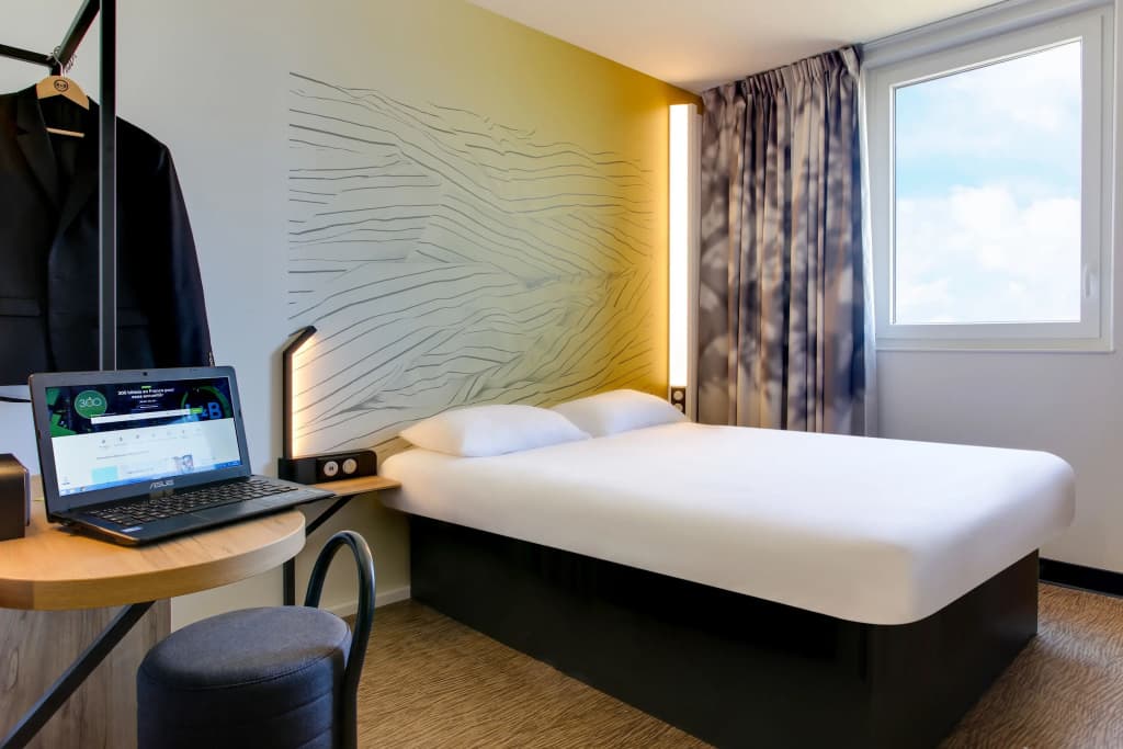 B&B HOTEL Reims Croix Blandin - Miniature 6