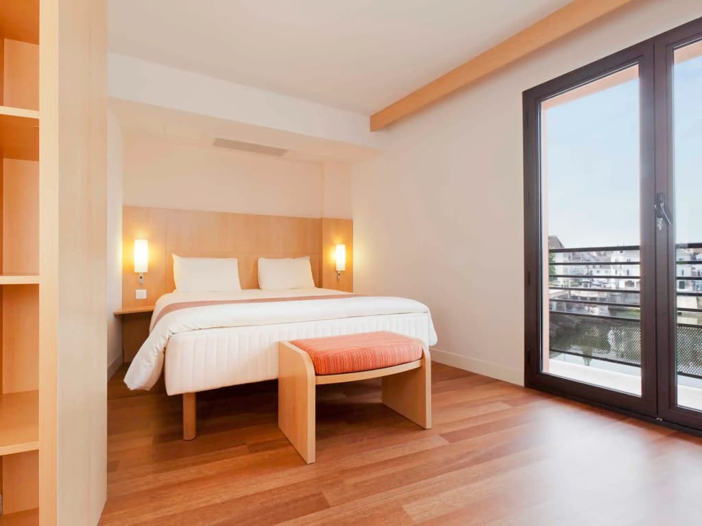 Ibis Auxerre Centre - Photo 2