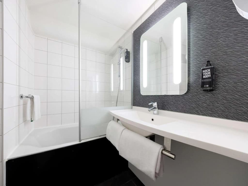 ibis Bordeaux Centre Meriadeck - Miniature 8