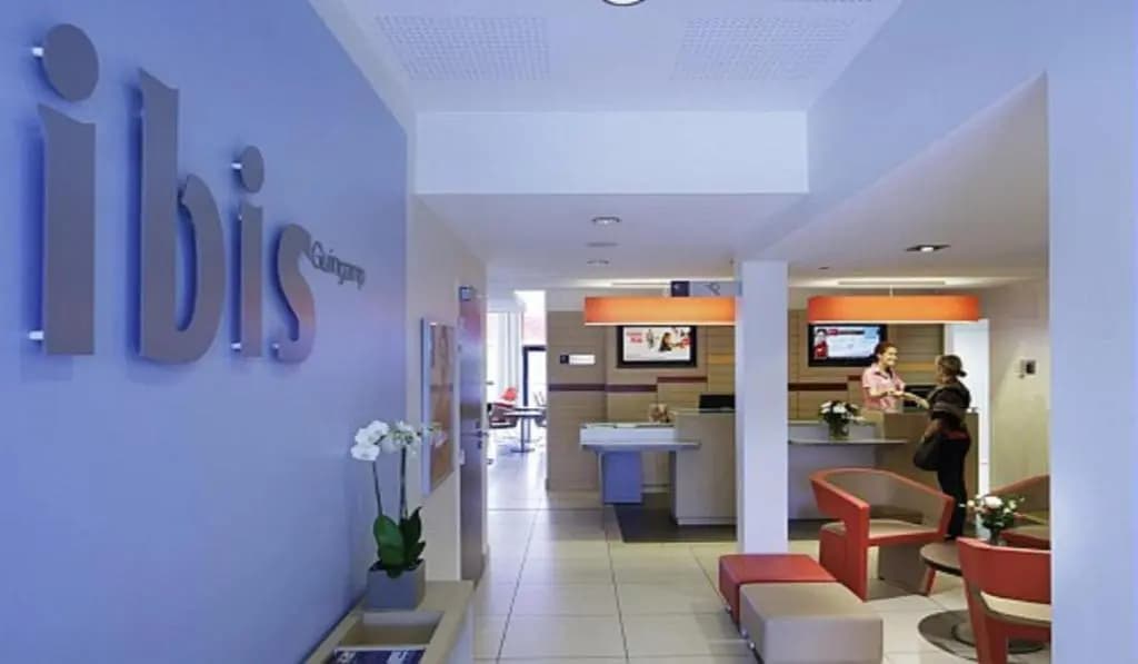 Hôtel Ibis de Guingamp Cœur de Bretagne - Photo 2