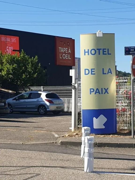 Hotel de la Paix Lyon Sud Givors - Photo 4