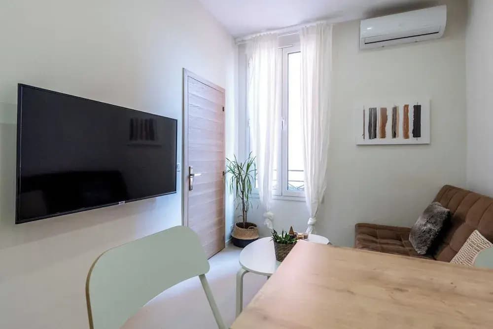 Modern Apartment -2bdr/6p - 300m From the Beach - Miniature 6