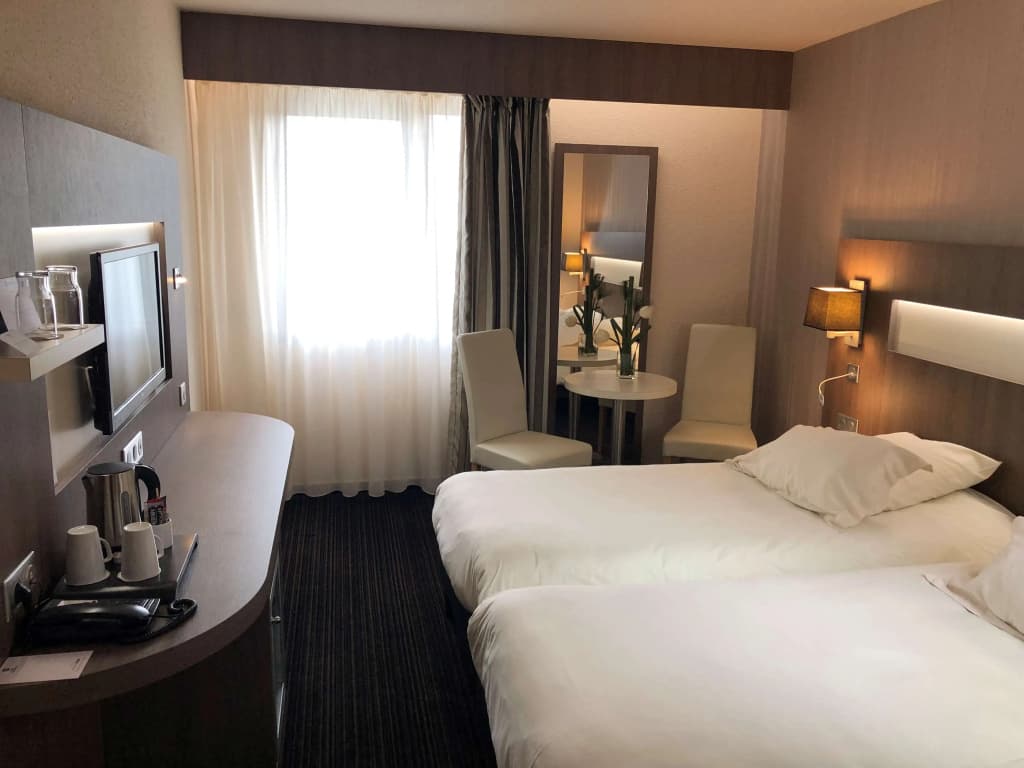 Best Western Marseille Aeroport - Miniature 3