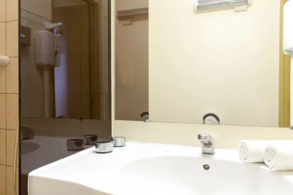 Greet Hotel Nancy Sud - Miniature 6