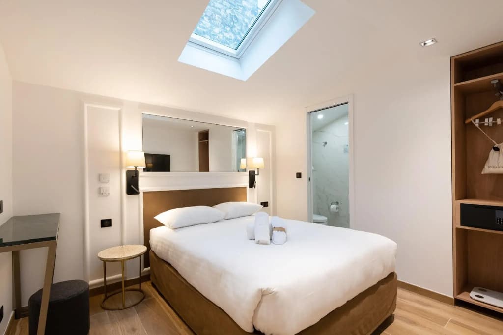 Hotel au Coeur de Republique - Photo 2