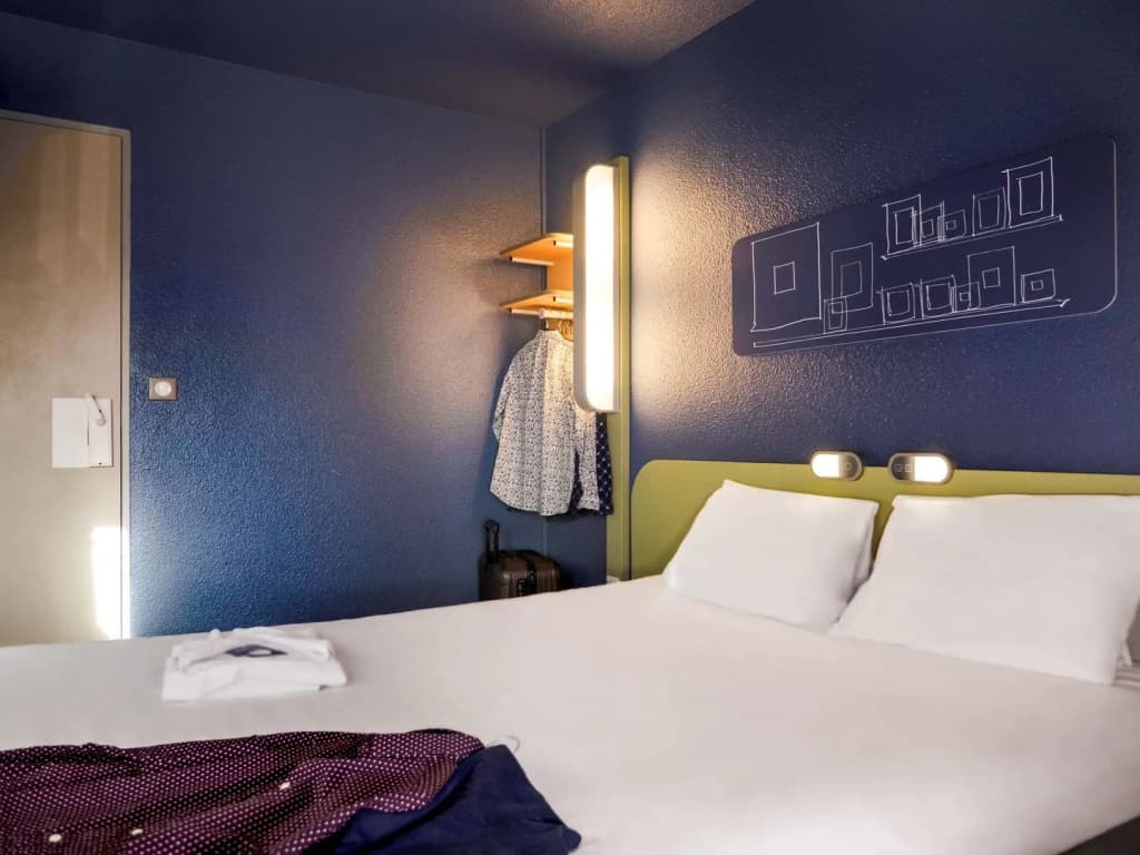 Ibis Budget Arles Sud Fourchon - Miniature 6