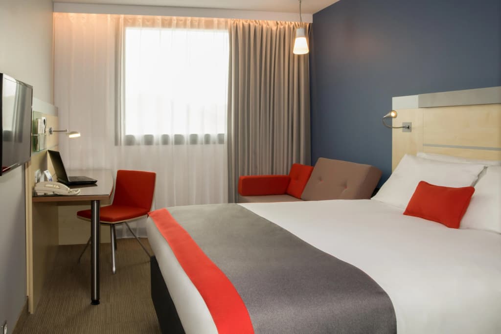 Holiday Inn Express Toulouse Airport by IHG - Photo 2
