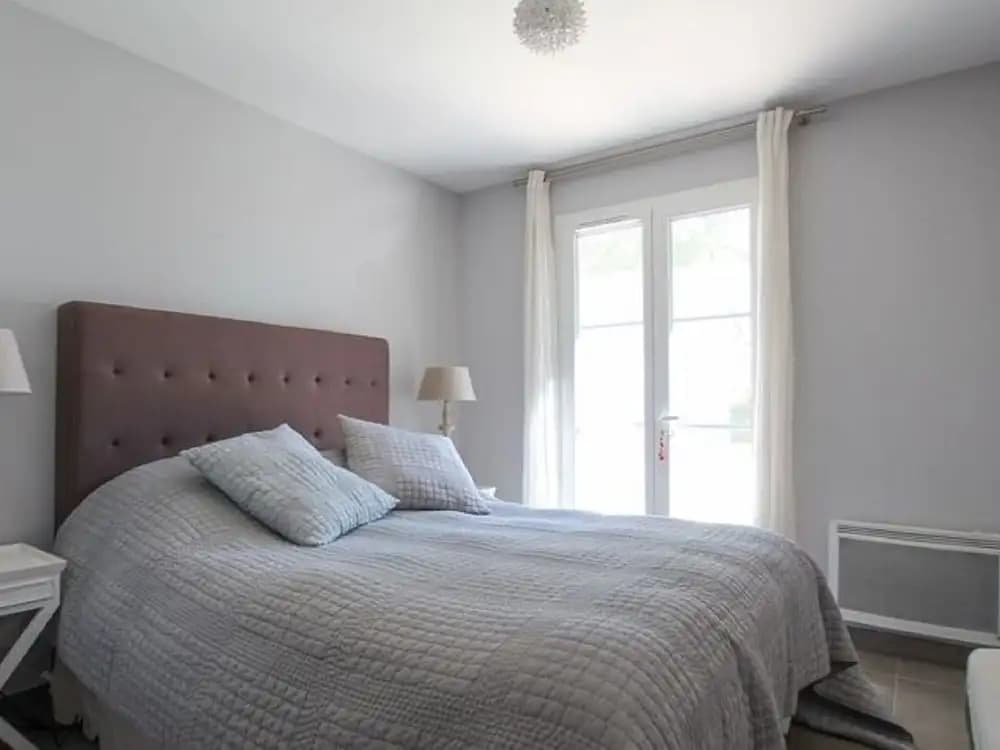 Spacious Holiday Home in Grimaud With Large Garden - Miniature 7