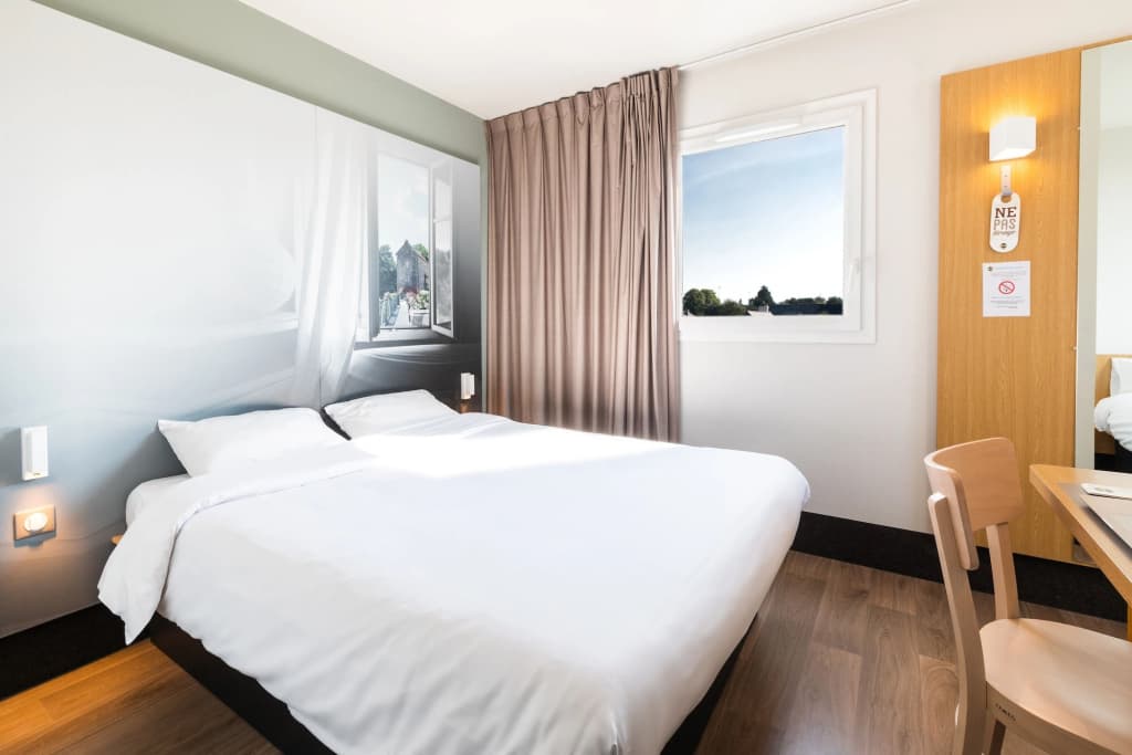 B&B HOTEL Rennes Ouest Villejean - Miniature 4