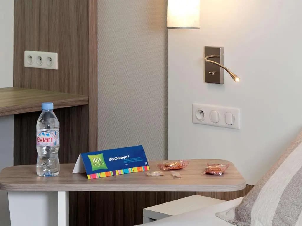 ibis Styles Melun Hotel - Miniature 6