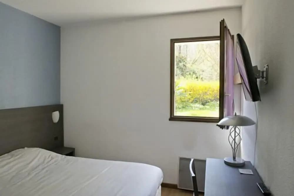 Hôtel La Cascade - Photo 1
