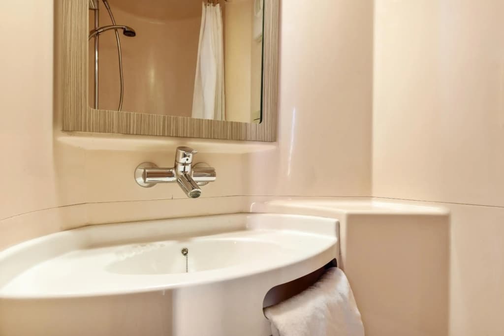 Hotel Première Classe Vannes - Miniature 7