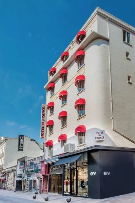 Hotel De France - Photo 1