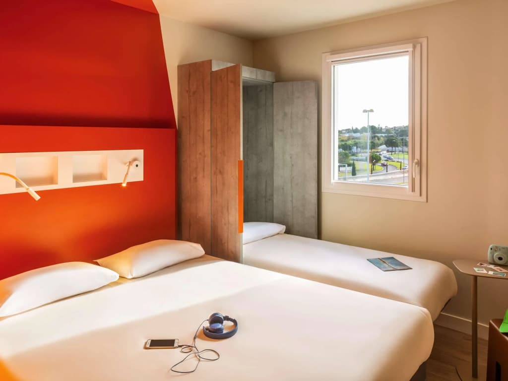 ibis budget Montpellier Nord - Photo 1