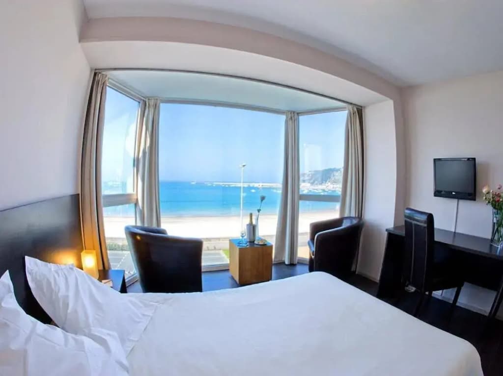 Hotel De la Plage d'Erquy - Photo 4