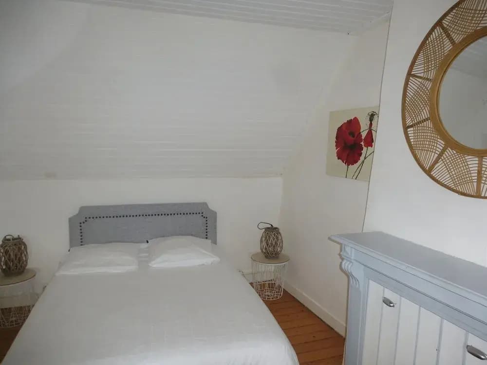 Charming Sea View Stay, 50m Close - Miniature 2