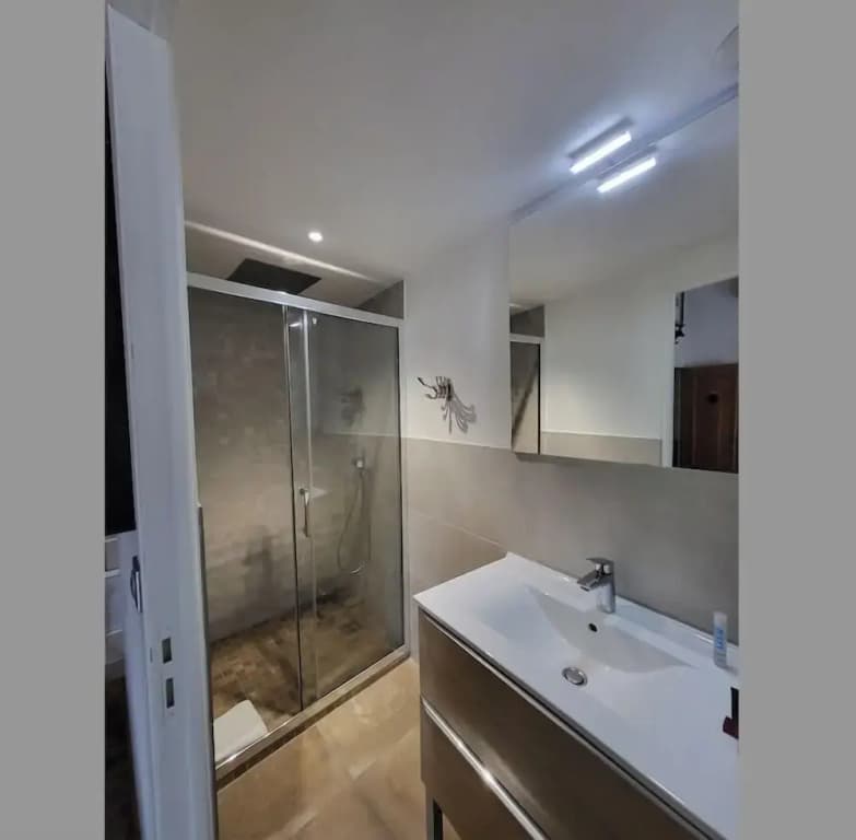 Chambre d'hôtes les Variétés - Miniature 7