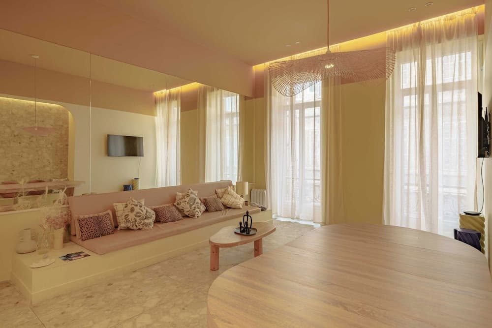 Family Apartment - 3 Bdr/6p - Near the Old Port - Miniature 8