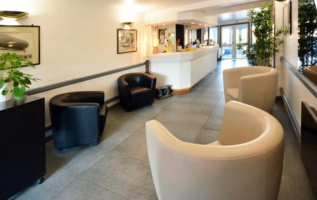 Hôtel des Lacs - Photo 2