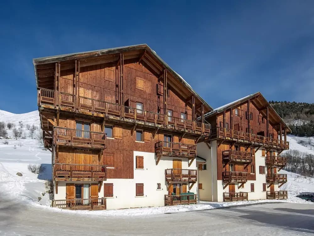 Apartment in Saint-sorlin Near Ski Resort - Photo 1