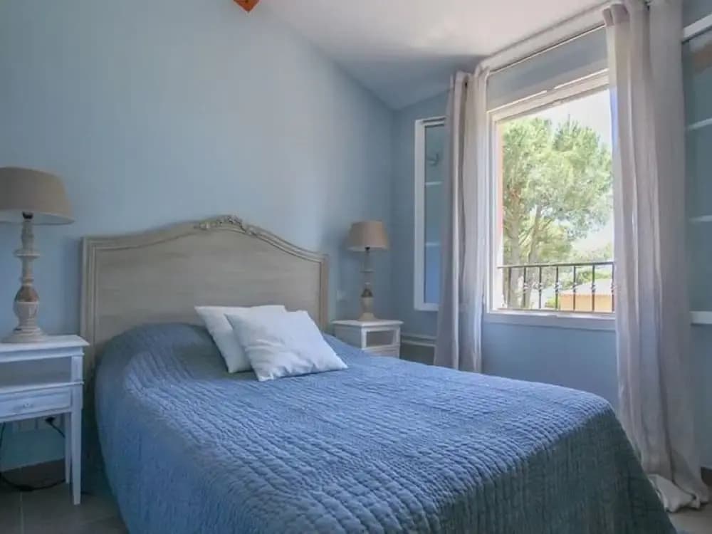 Spacious Holiday Home in Grimaud With Large Garden - Miniature 6