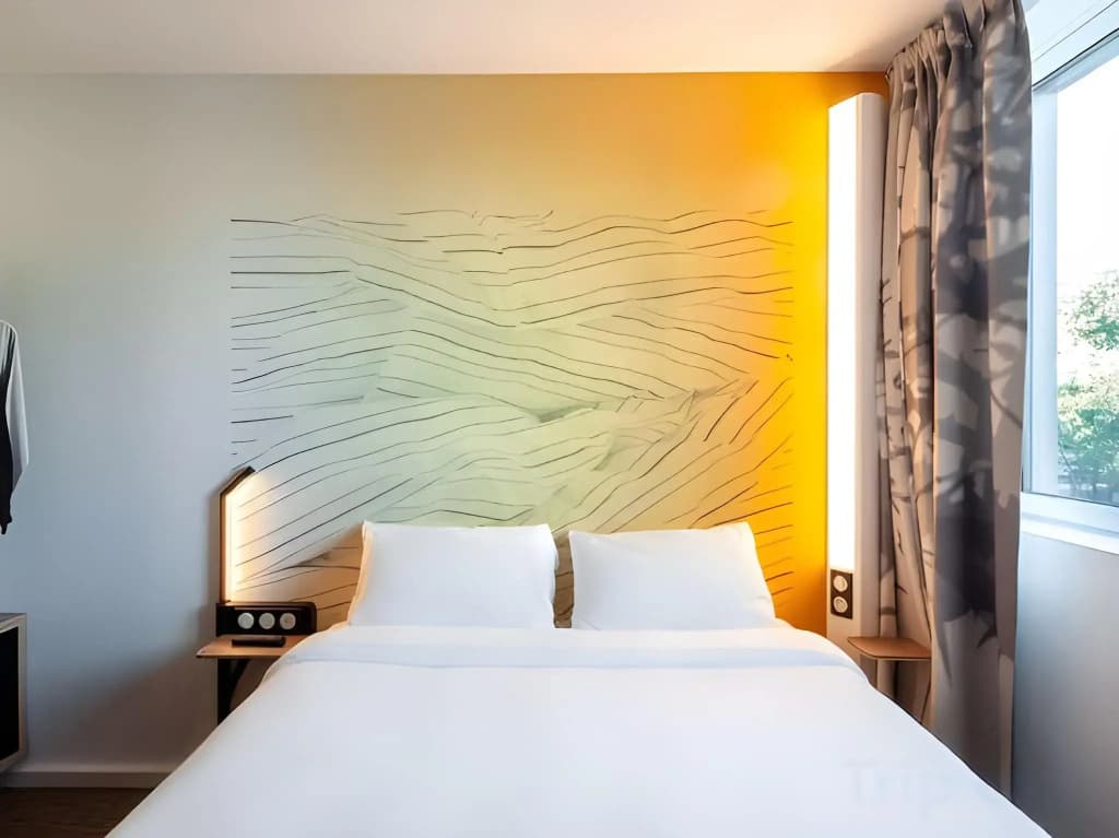 B&B HOTEL Saint-Denis Porte de Paris - Photo 2