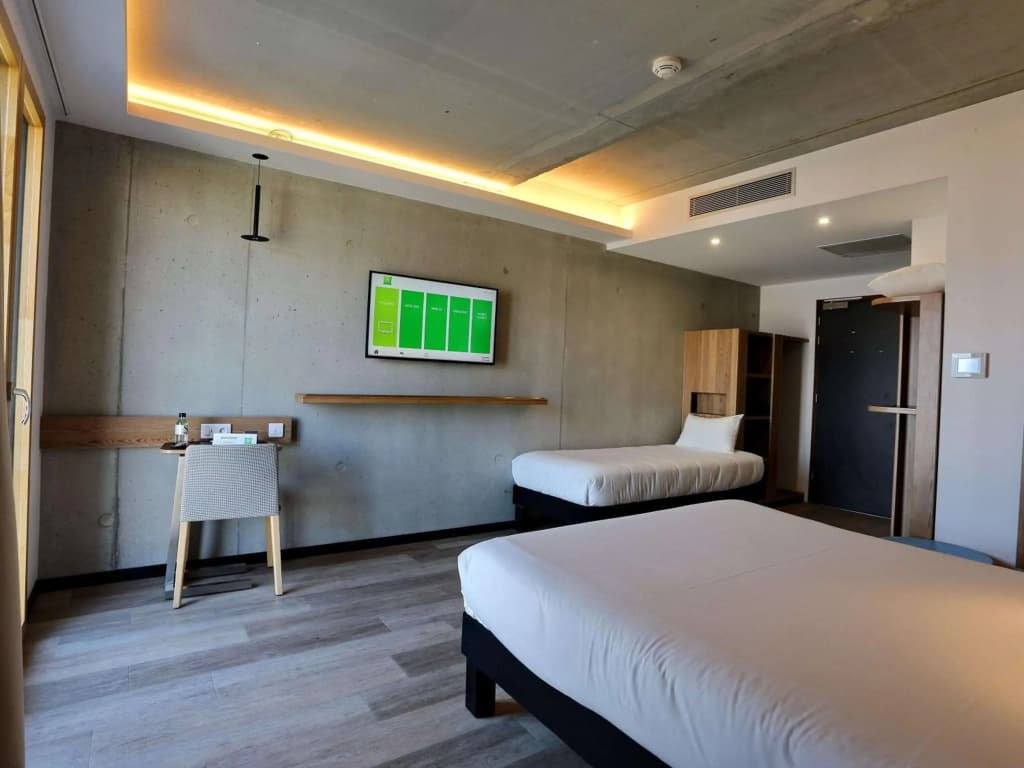 ibis Styles Ajaccio Napoleon - Photo 4