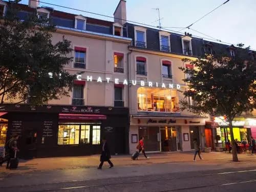 Hotel Chateaubriand - Photo 1