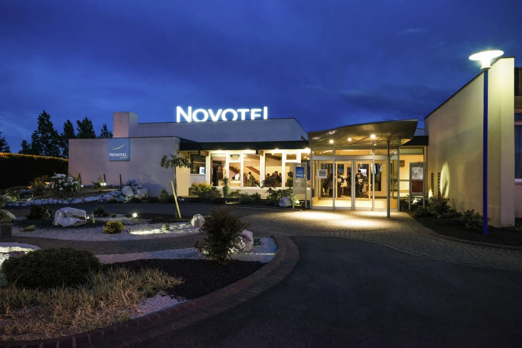 Novotel Dijon Sud - Photo 1