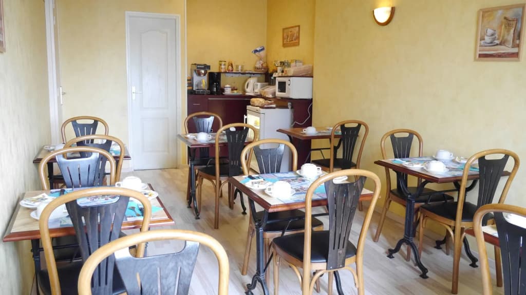 Hôtel Terminus - Photo 1